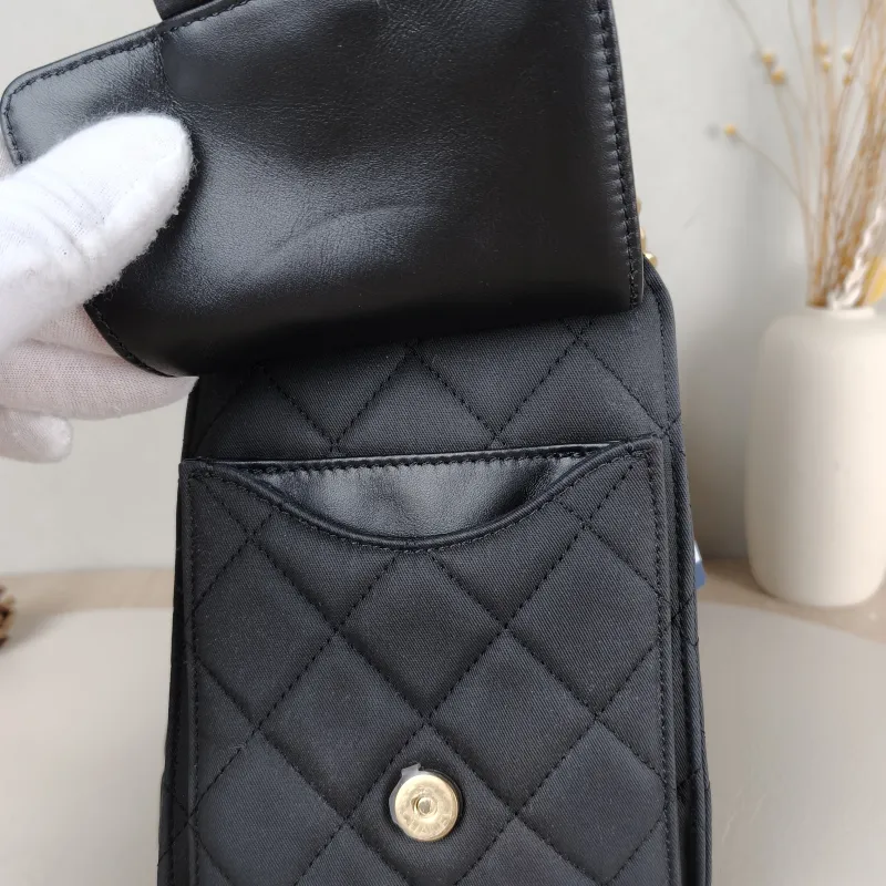 Chanel Shoulder Bag 25Bag Grey Canvas Small 26 × 14 × 30 cm — detail view 6 of 12