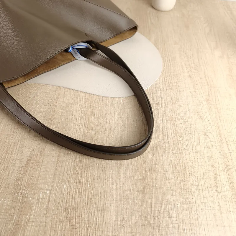 LOEWE Shoulder Bag Puzzle Fold Shopping Tote Brown Calfskin Large 42 × 41 × 18 cm — detail view 8 of 10