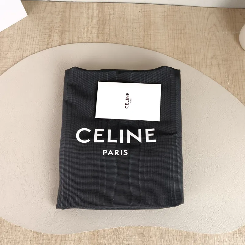 CELINE Shoulder Bag soft shopper Shoulder Bag Brown White Calfskin 31 × 12 × 38 cm — detail view 4 of 10