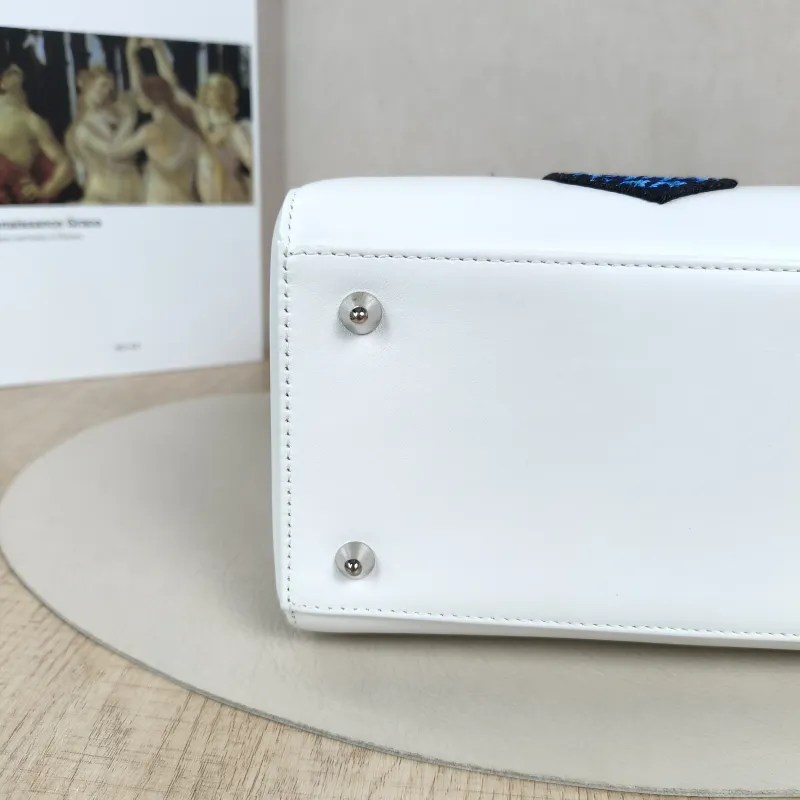 DIOR Top Handle Bag Lady Lady Dior Bag White Calfskin Medium24 × 12 × 21 cm — detail view 11 of 14
