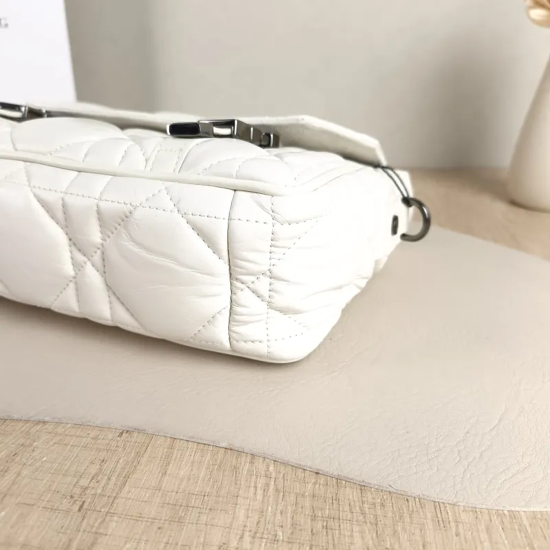 DIOR Crossbody Bag camp Messenger Bag White Calfskin Small 23 × 8 × 15 cm — detail view 11 of 11