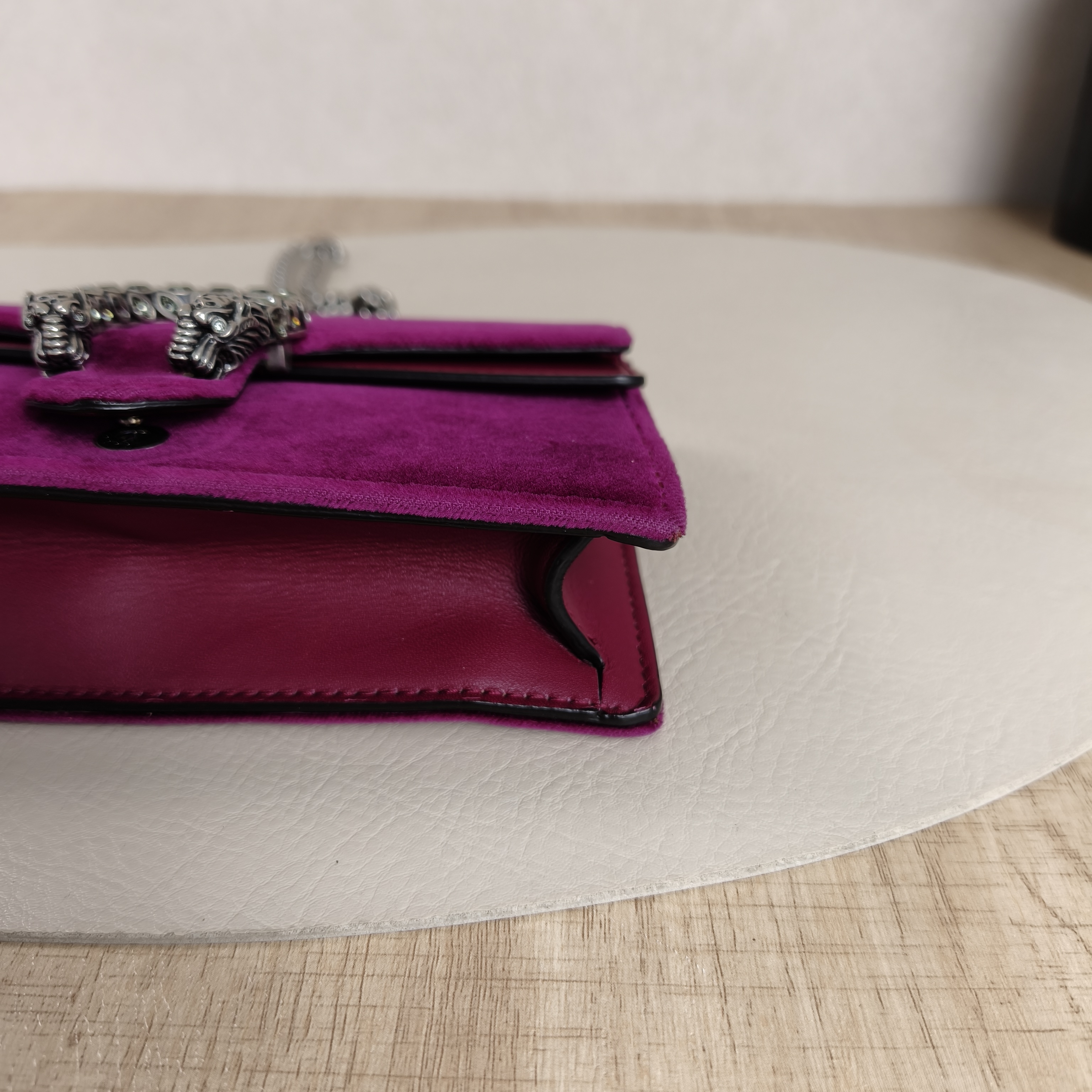 GUCCI Crossbody Bag Dionysus Velvet · Calfskinmini16.5 × 4.5 × 10 cm — cover view 2 of 10