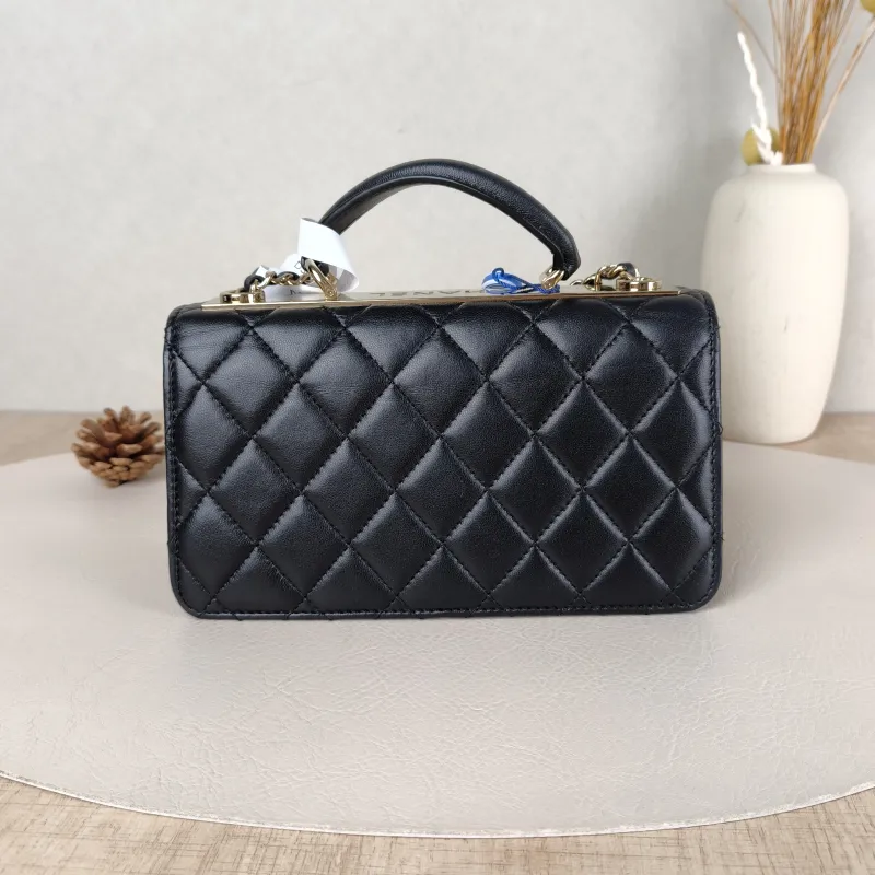 Chanel Crossbody Bag trendy cc woc Black Lambskinmini19.2 × 3.5 × 12.3 cm — cover view 5 of 5