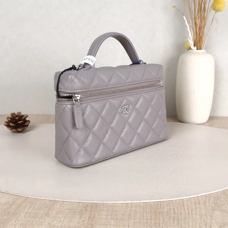 Chanel Crossbody Bag lp Box Bag Top Handle Crossbody Bag Grey Grained Calfskin One Size 19.5 × 5 × 17 cm — cover view 2 of 5