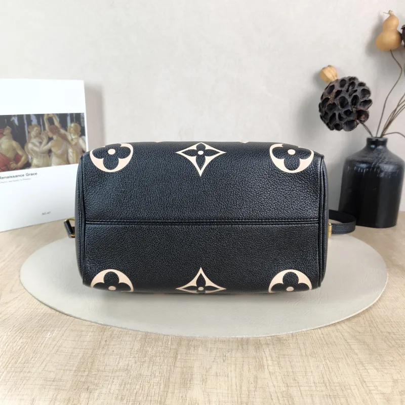 Louis Vuitton Crossbody Bag Speedy25 Black · White Monogram Empreinte Embossed Calfskin Medium 25 × 15 × 19 cm — cover view 5 of 6