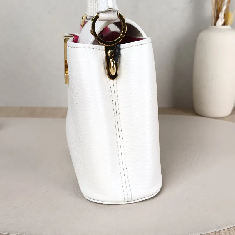 Louis Vuitton Crossbody Bag Capucines White Calfskin Mini 22 × 7.5 × 14 cm — detail view 6 of 13
