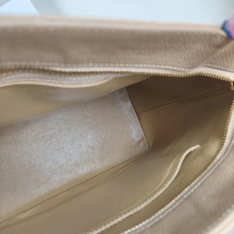 Chanel Top Handle Bag Medallion Taupe Grained Calfskin Large 30 × 15 × 24 cm 7 — detail view 11 of 12