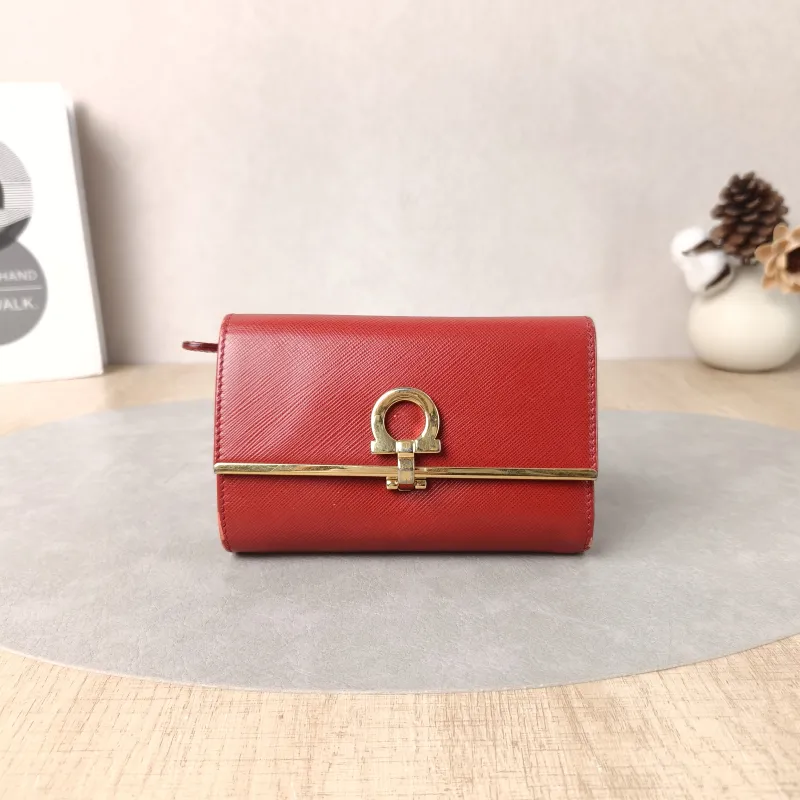 FERRAGAMO Wallet Wallet Red Calfskinmini14 × 3 × 9 cm