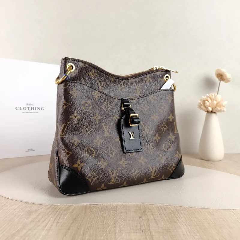 Louis Vuitton Crossbody Bag Monogram PVC Small 24 × 8 × 22 cm — cover view 5 of 6