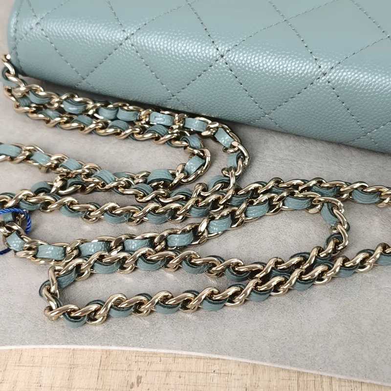 Chanel Crossbody Bag Classic Flap WOC CF WOCWOC Bag Green Grained Calfskin 19.2 × 3.5 × 12.3 cm — detail view 2 of 12