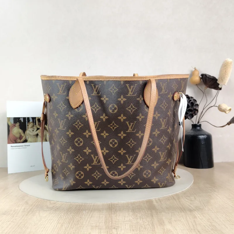Louis Vuitton Shoulder Bag Neverfull Monogram PVC Medium31 × 14 × 28 cm — cover view 5 of 5