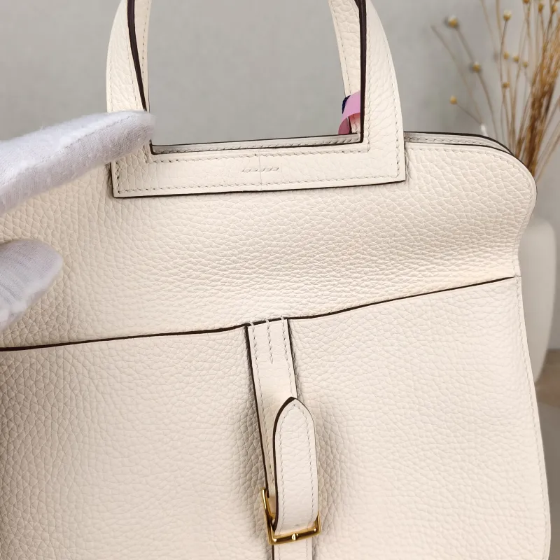 Hermès Shoulder Bag Halzan 25I2 TC Calfskin Small25 × 8 × 17 cm — detail view 9 of 12