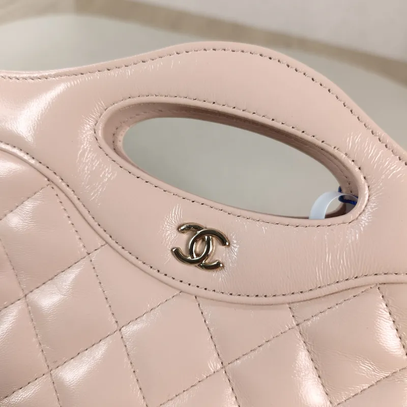 Chanel Crossbody Bag 31Bag Pink nano 20.5 × 3.5 × 17 cm — detail view 3 of 11