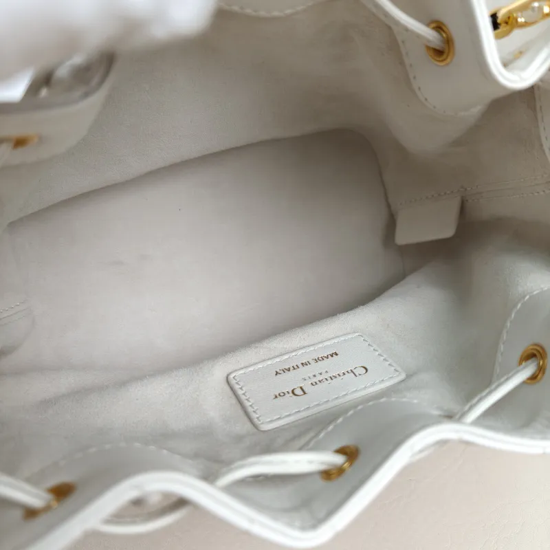 DIOR Crossbody Bag Jolie Bucket Bucket Bag White Lambskin One Size17 × 10.5 × 16 cm — detail view 6 of 11