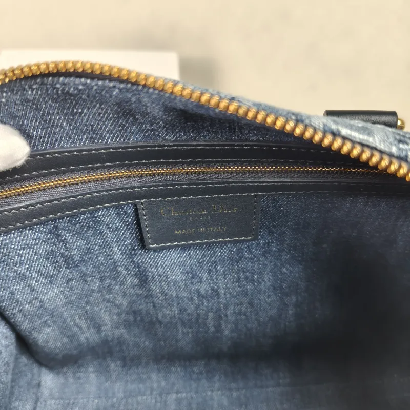 DIOR Top Handle Bag Groove 25 Top Handle Bag Blue Medium 25 × 16 × 19 cm — detail view 7 of 12