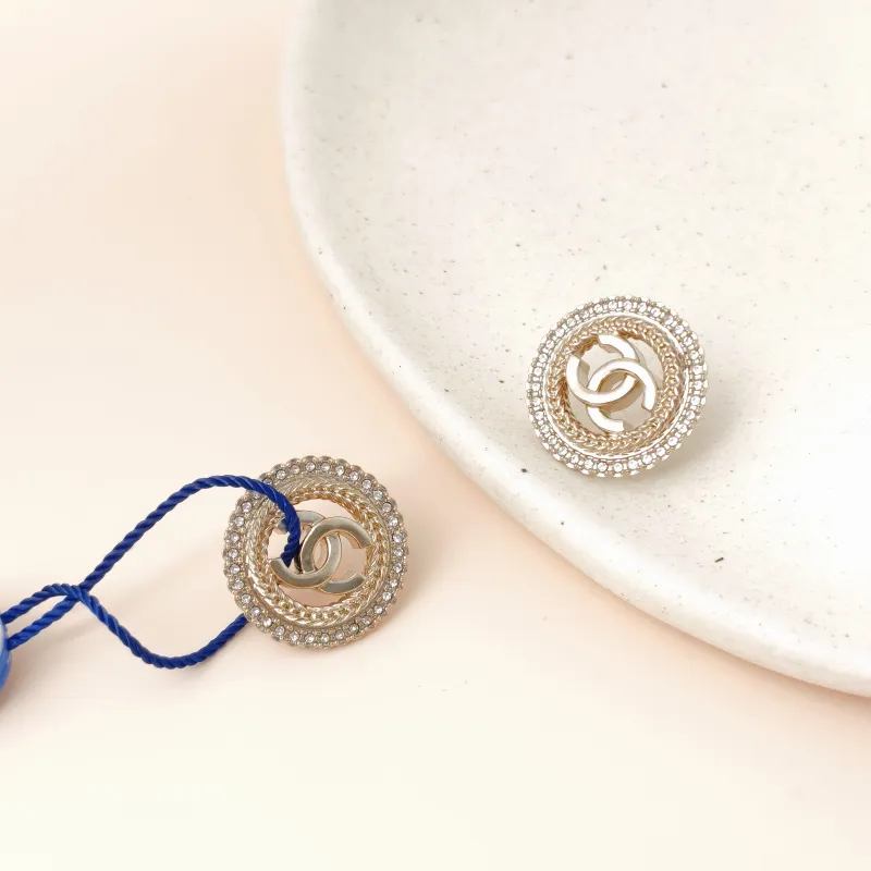 Chanel Jewelry · Earrings Gold One Size — cover view 6 of 8