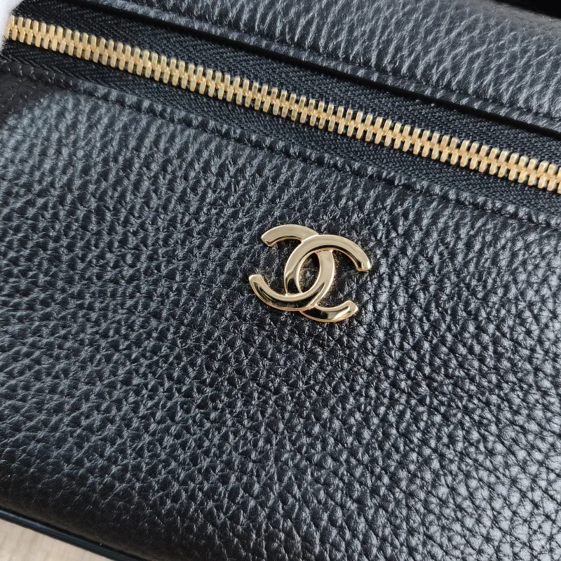 Chanel Crossbody Bag lp Box Bag Top Handle Crossbody Bag Black Calfskin One Size 19.5 × 5 × 17 cm — detail view 5 of 14