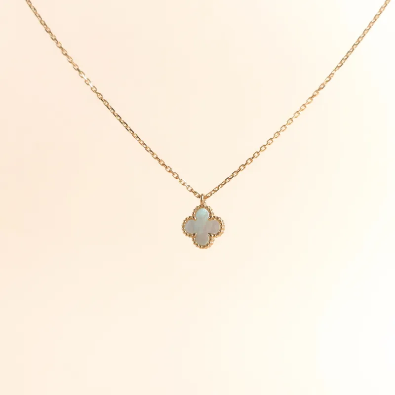 Van Cleef & Arpels Necklace Sweet Alhambra Alhambra Collection Necklace Pearl · White Mother-of-Pearl 18KY ellow Gold Sweet Mini 40cm
