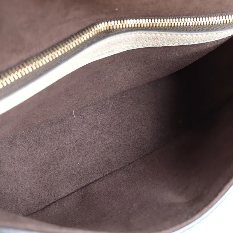 Louis Vuitton Crossbody Bag Diane Baguette Bag White Monogram Empreinte Embossed Calfskin Small 24 × 9 × 15 cm — detail view 4 of 12