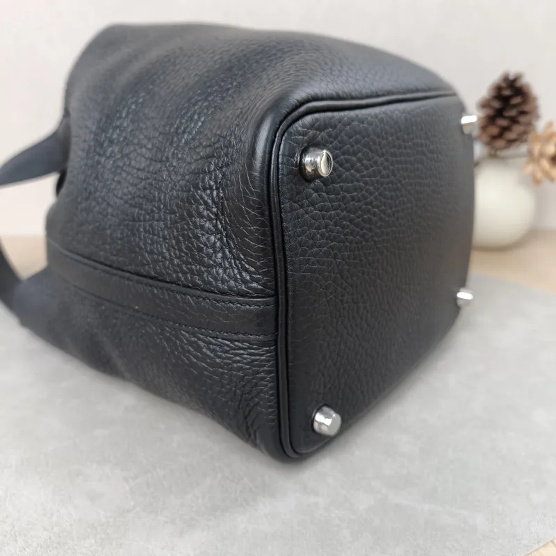 Hermès Top Handle Bag Picotin Lock 18 18Black Silver-Tone Hardware Clemence Taurillon TC Calfskin Small18 × 13 × 19 cm — detail view 1 of 15