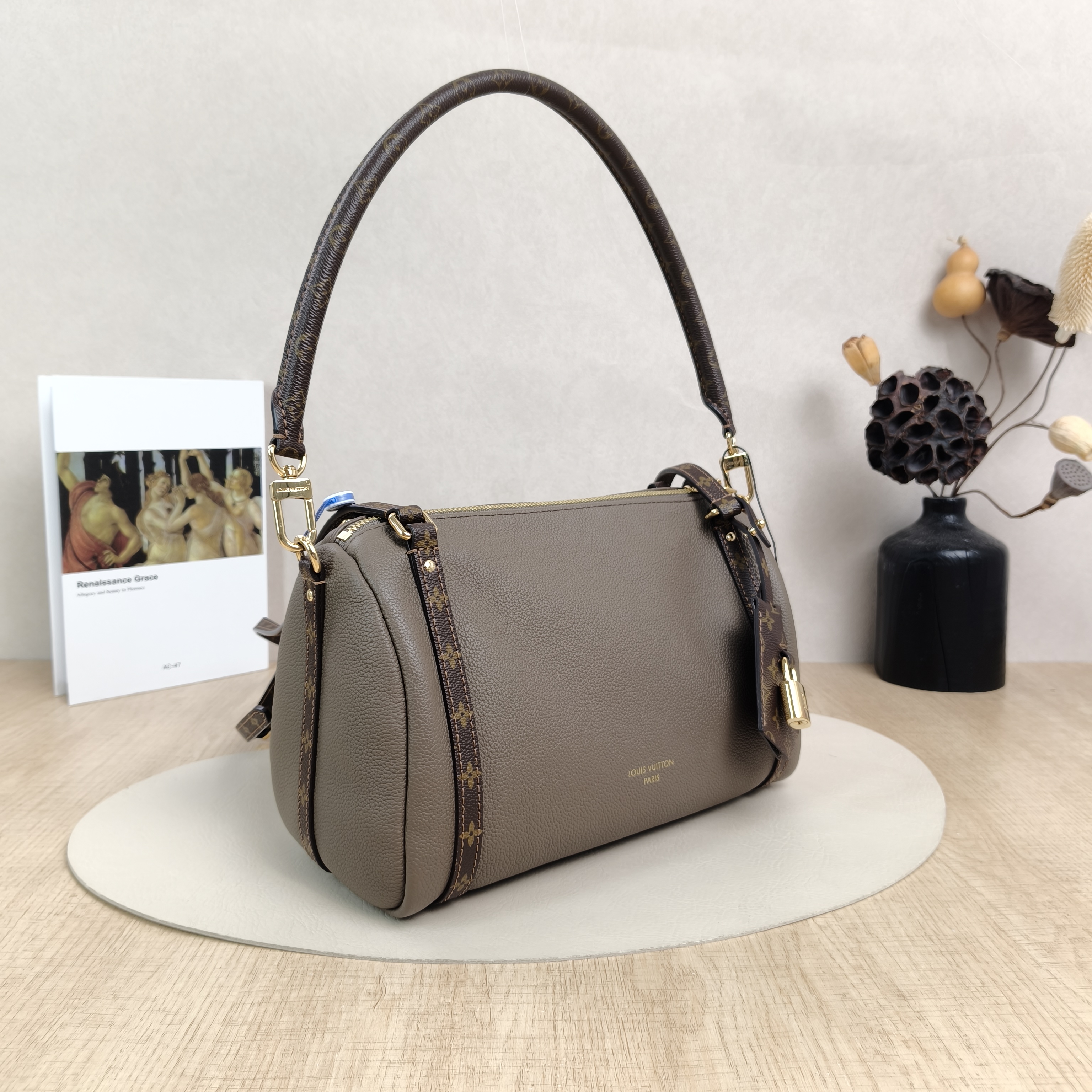 Louis Vuitton Shoulder Bag EXPRESS Shoulder Bag Grey Calfskin Small26 × 13.5 × 17 cm — cover view 3 of 6