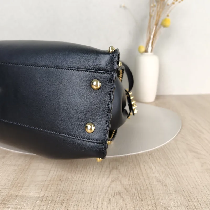FENDI Crossbody Bagpeekaboo lconic Crossbody Bag Black Calfskin Medium33.5 × 13 × 25.5 cm — detail view 1 of 11