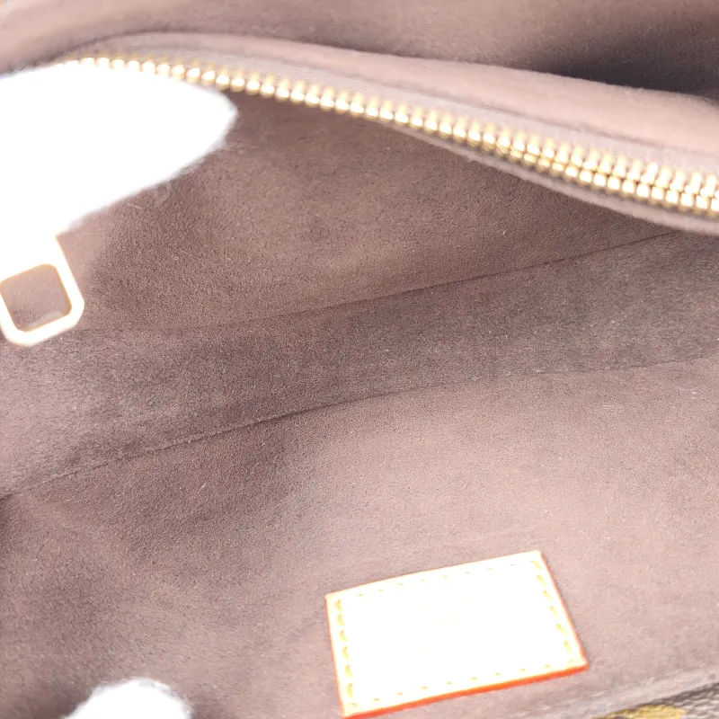 Louis Vuitton Crossbody Bag Pochette Métis East West Monogram PVC Small 21.5 × 6 × 13.5 cm — detail view 13 of 16