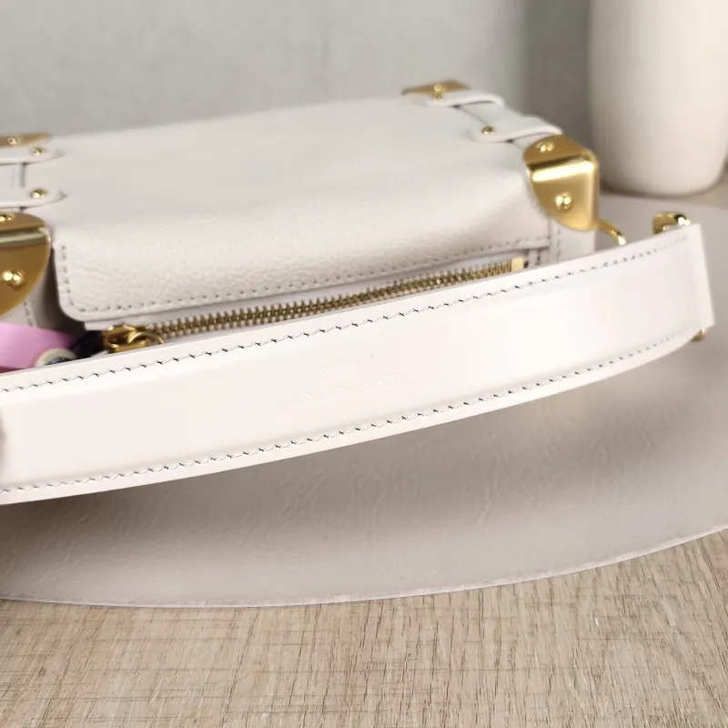 Louis Vuitton Crossbody Bag Side Trunk Box Calfskin Small 19 × 7.5 × 12.5 cm — detail view 5 of 12