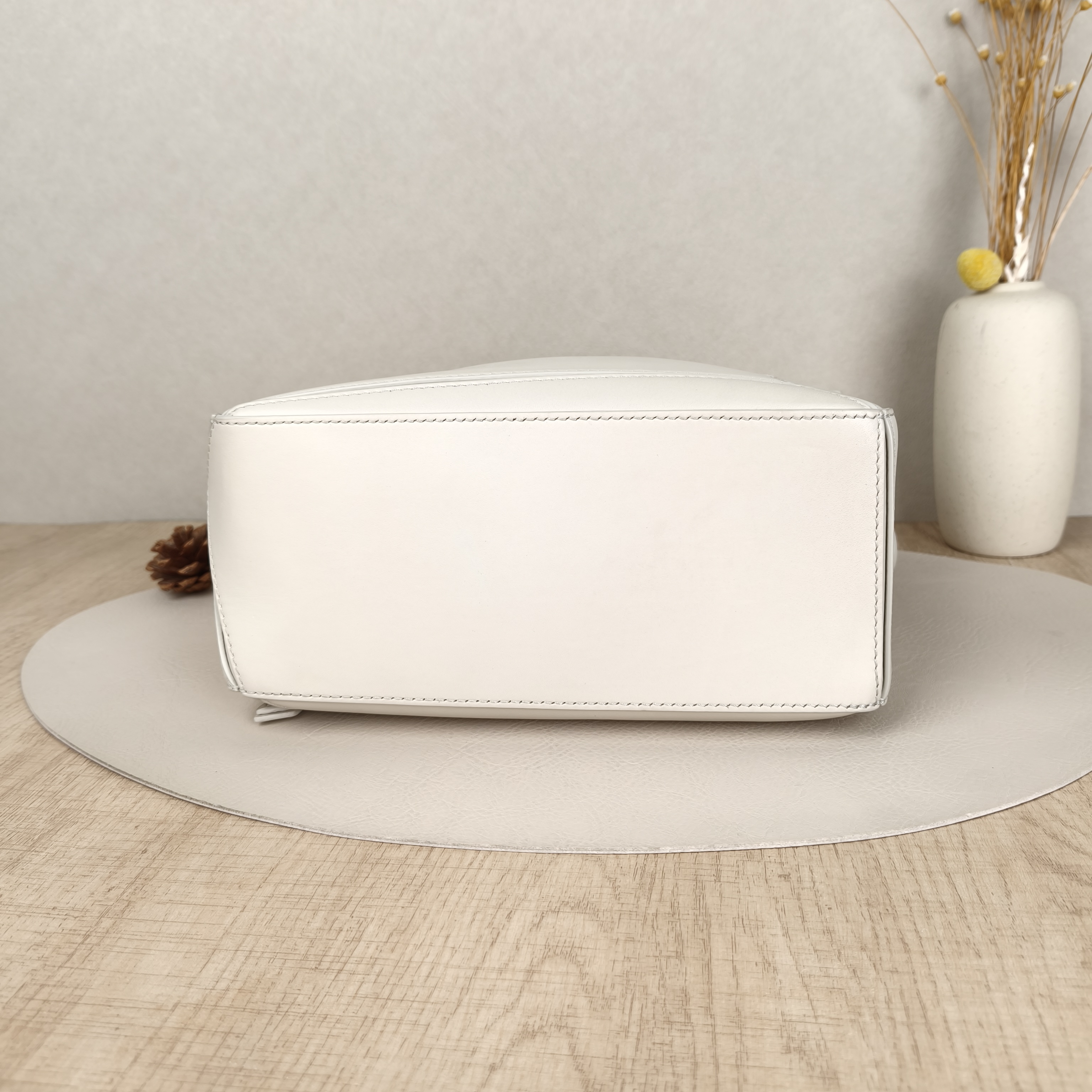LOEWE Crossbody Bag Puzzle White CC alfskin Small24 × 10.5 × 16.5 cm — cover view 8 of 10