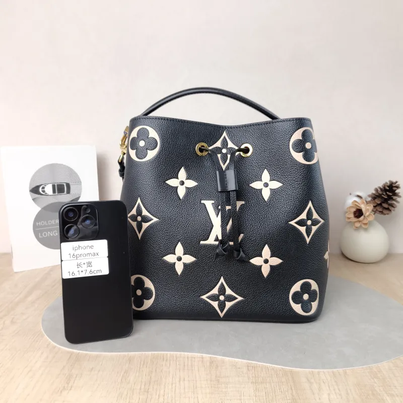 Louis Vuitton Shoulder Bag NÉONOÉ Bucket Bag Black · White Monogram Empreinte Embossed Calfskin Medium 26 × 17.5 × 26 cm — cover view 5 of 6
