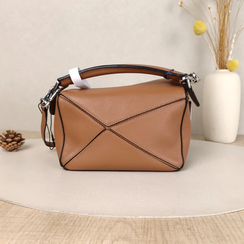 LOEWE Crossbody Bag Puzzle Caramel CC alfskin18 × 8 × 12.5 cm — cover view 4 of 5