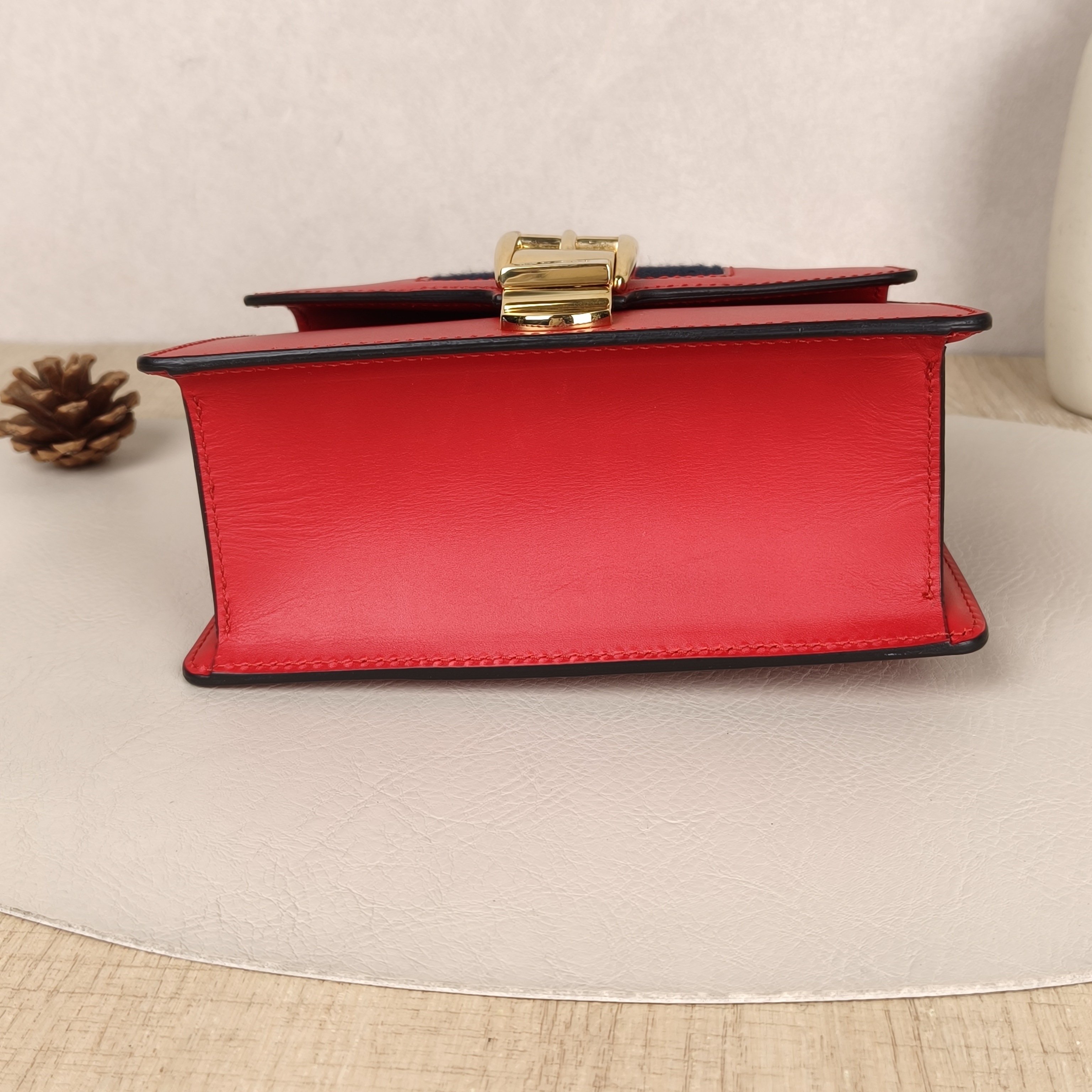 GUCCI Crossbody Bag Red Calfskinmini — cover view 6 of 8