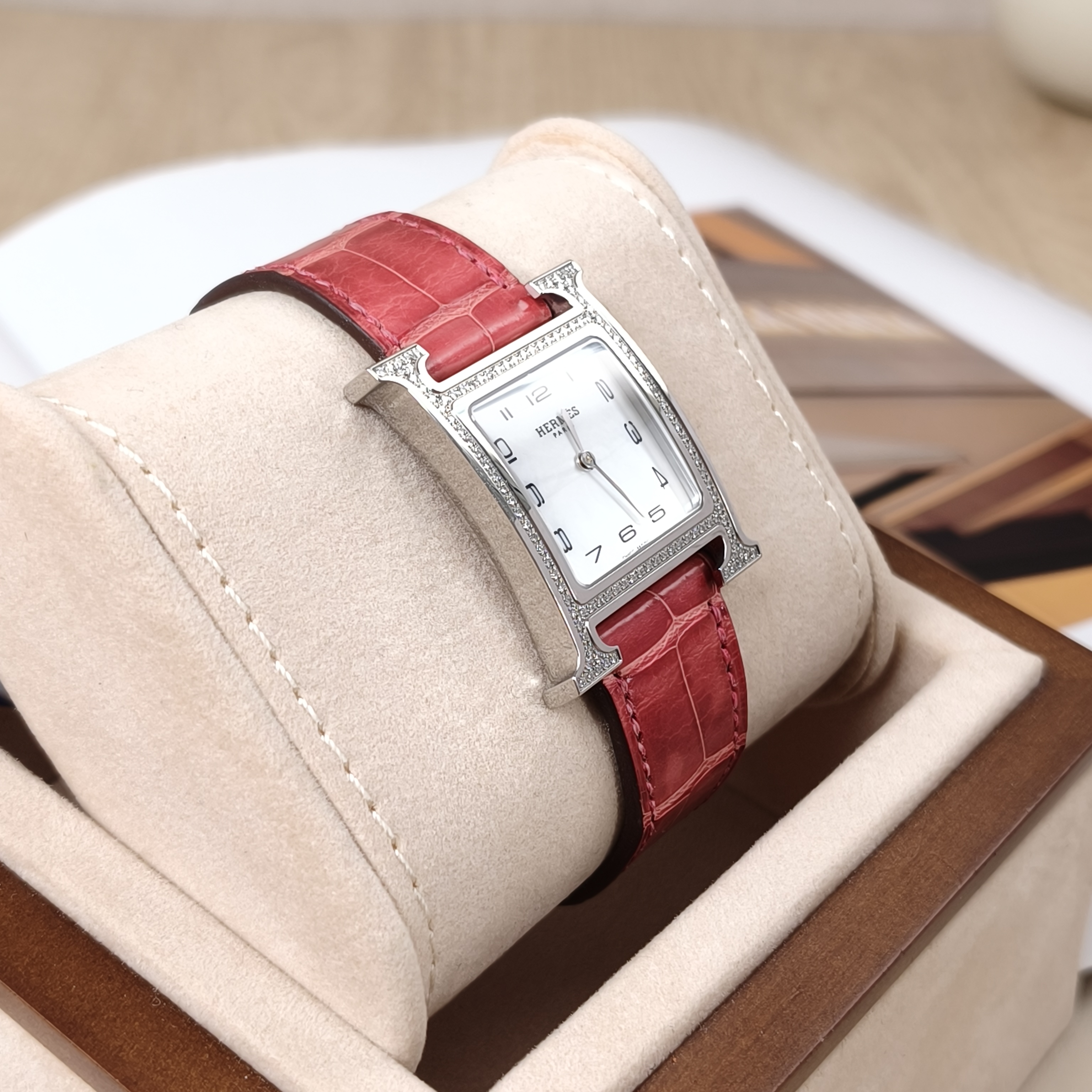 Hermès Watchh Collection Watch Grey One Size26mm One Size — cover view 2 of 8