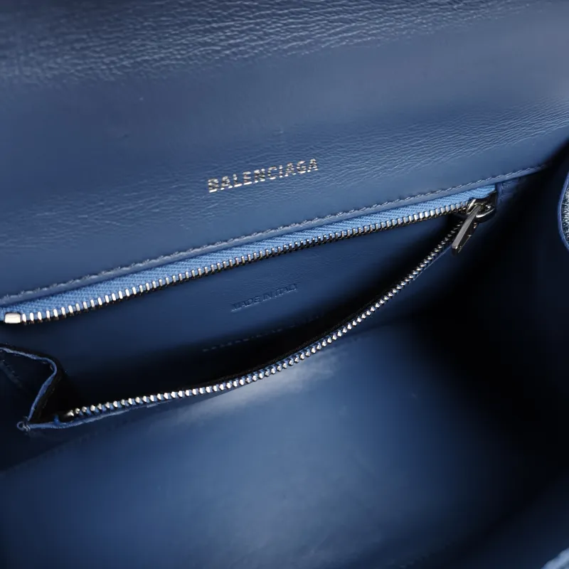 BALENCIAGA Crossbody Bag Hourglass Hourglass Bag Blue Small23 × 10 × 14 cm — detail view 11 of 15