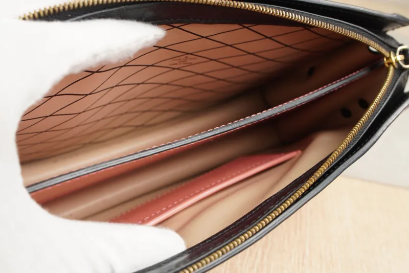 Louis Vuitton Box Pink Embossed Calfskin · Shoulder Strap · 22.5 × 6 × 15 cm — detail view 10 of 17