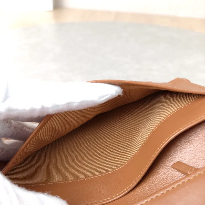 Chanel Wallet Edition Wallet Caramel Calfskin One Size 18.5 × 2 × 10 cm 15 — detail view 3 of 12