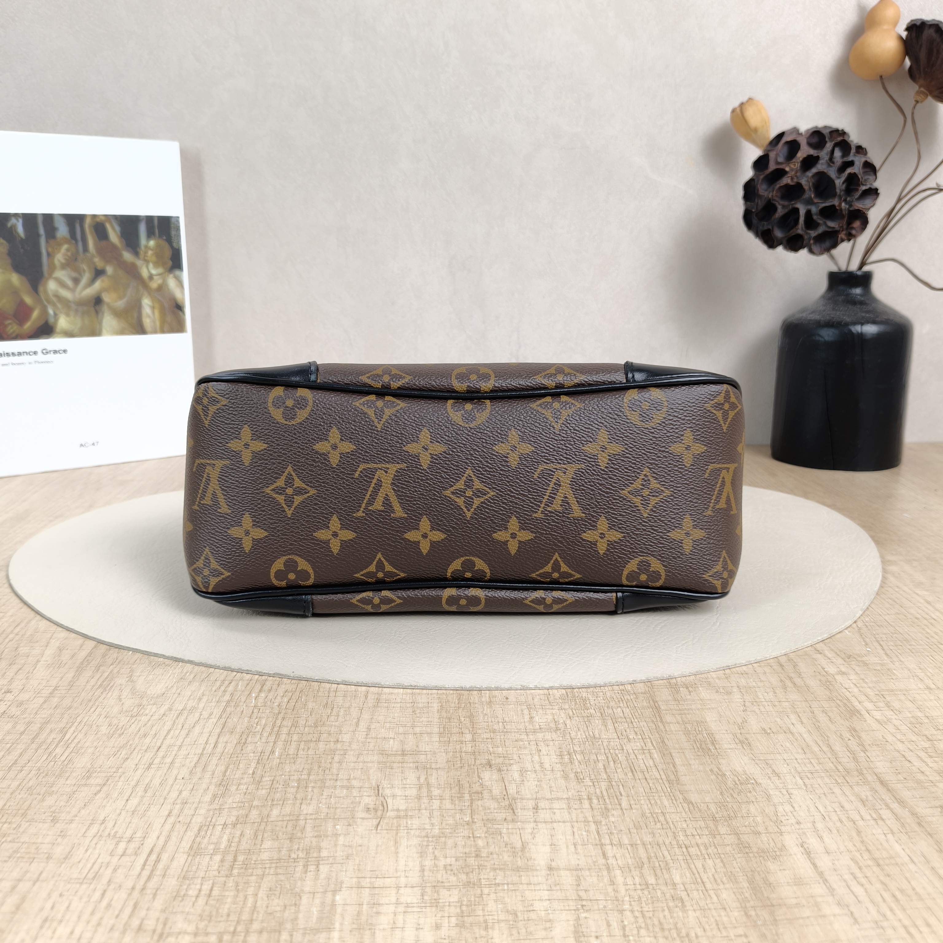 Louis Vuitton Crossbody Bag Boulogne PVC Small26 × 9.5 × 16 cm — cover view 5 of 6