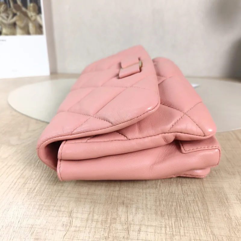 FERRAGAMO Shoulder Bag Shoulder Bag Pink Lambskin One Size24 × 5 × 15.5 cm — detail view 7 of 13