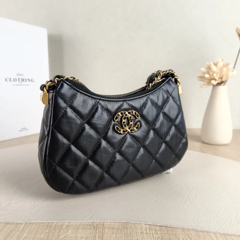 Chanel Shoulder Bag hobo 19 Black Lambskin Small 20 × 4.5 × 13 cm — cover view 2 of 5