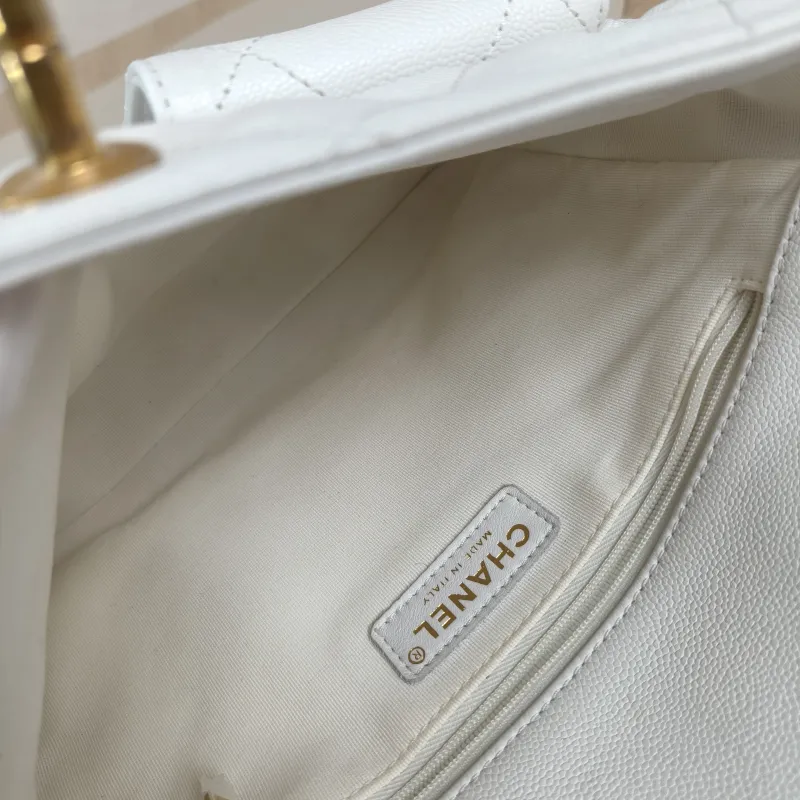 Chanel Shoulder Bag supple twins White Grained Calfskin Small24.5 × 5 × 19 cm — detail view 2 of 15