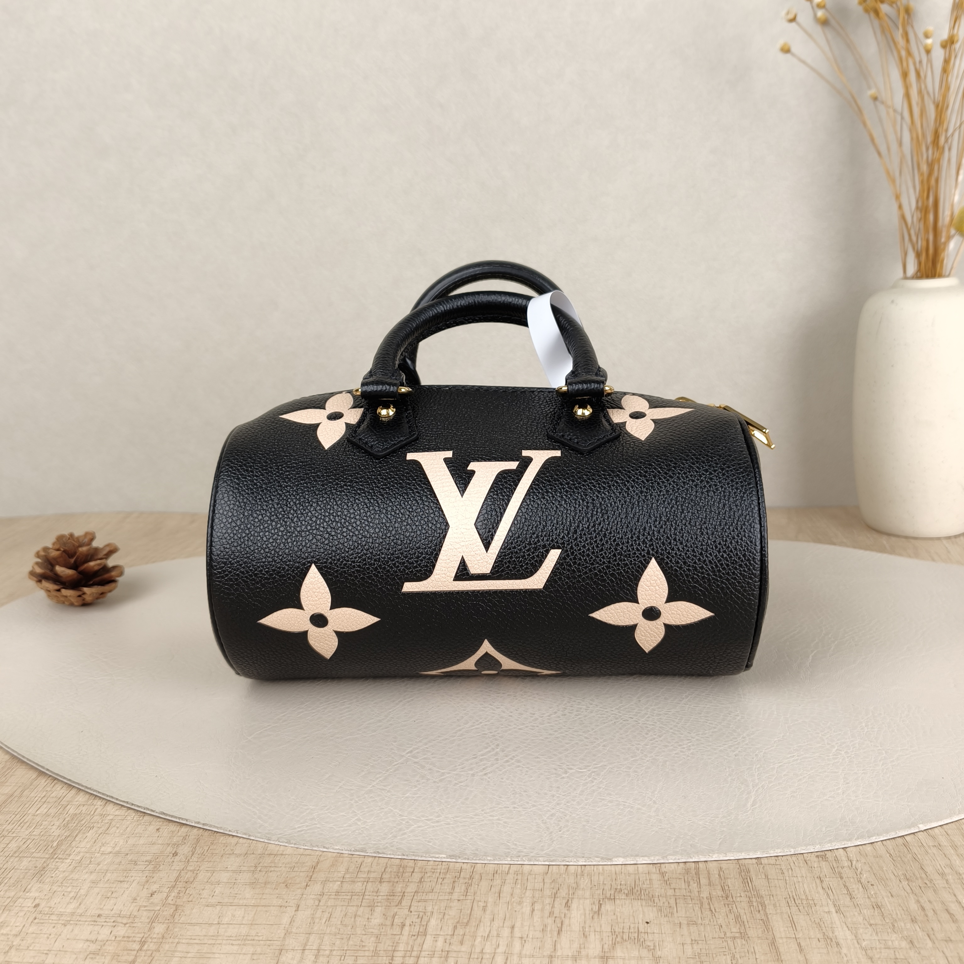 Louis Vuitton Crossbody Bag Papillon Black · White Empreinte Embossed Calfskin Monogram BB20 × 10 × 10 cm