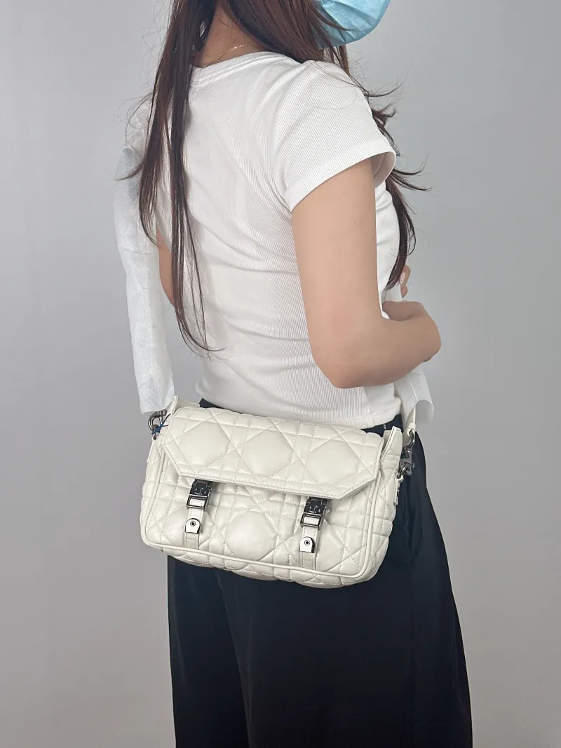 DIOR Crossbody Bag camp Messenger Bag White Calfskin Small 23 × 8 × 15 cm — on-model view 1 of 2
