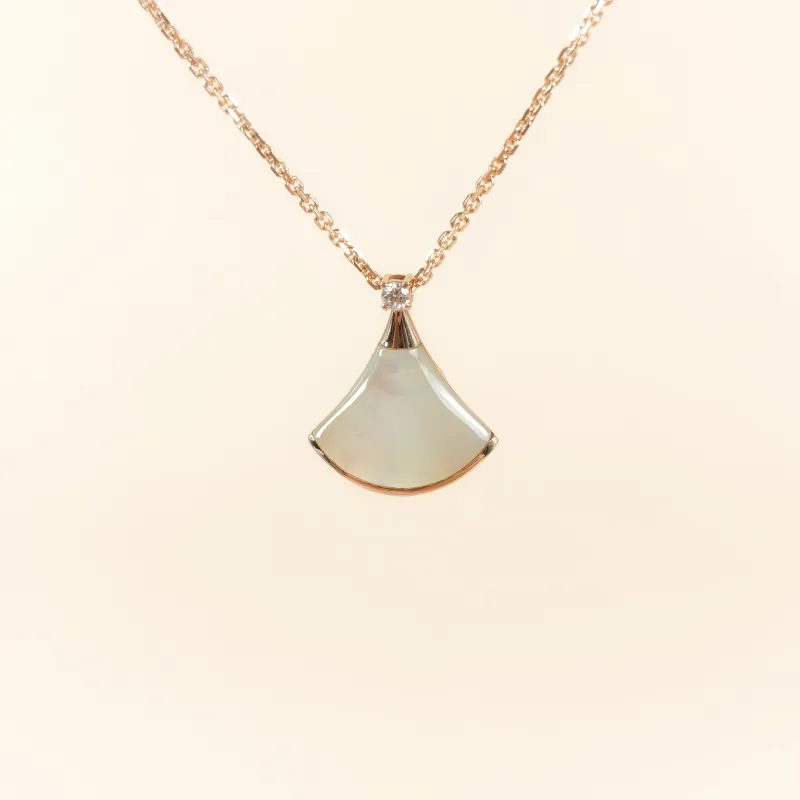 Bvlgari Necklace Divas' Dream White Mother-of-Pearl Diamond18KR ose Gold One Size 43cm