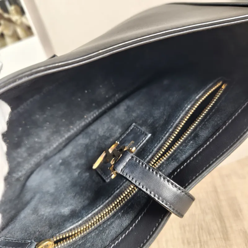SAINT LAURENT Shoulder Bag LE 5 À 7 Black Calfskin Small23 × 6.5 × 16 cm — detail view 9 of 12