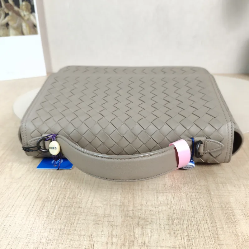 Bottega Veneta Top Handle Bag Woven Top Handle Crossbody Bag Grey Calfskin One Size 23 × 7 × 17 cm — detail view 2 of 13