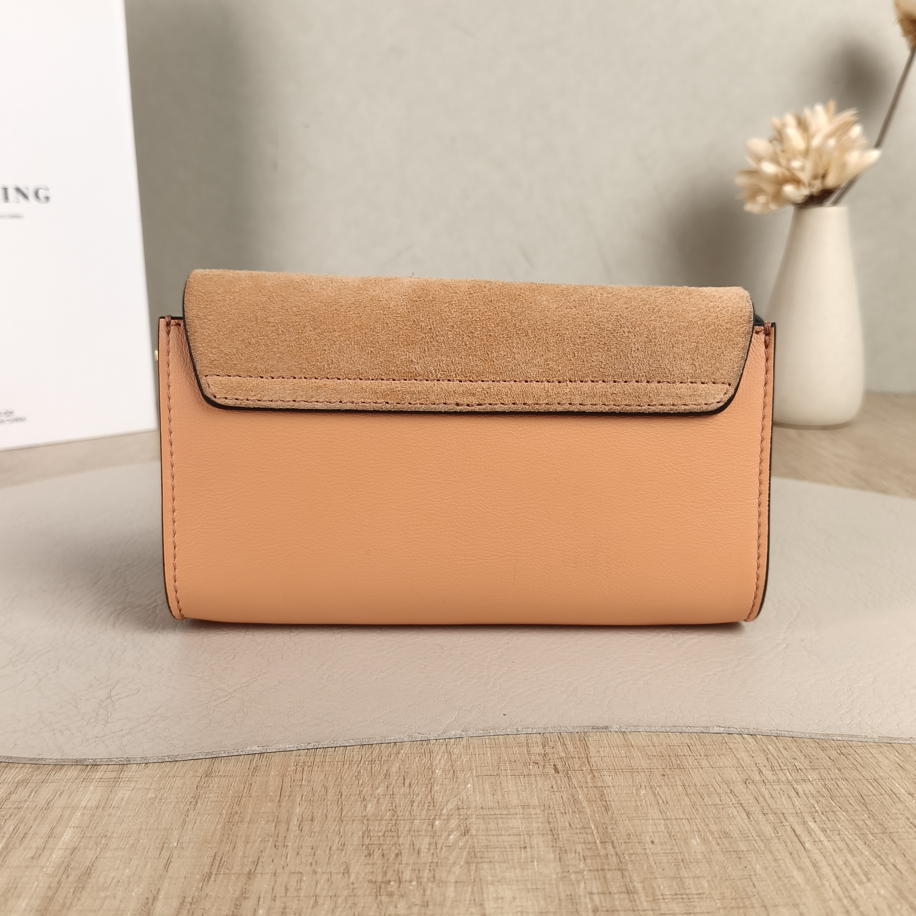 Chloé Shoulder Bagfaye Crossbody Bag Pink Calfskinmini18 × 4 × 11 cm — cover view 2 of 5