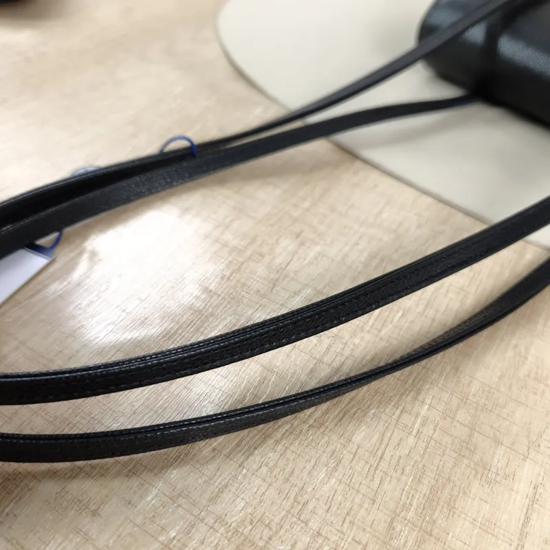 Chanel Crossbody Bag 26p preppy coco Black Grained Calfskin Mini 17 × 5 × 11.5 cm — detail view 1 of 12