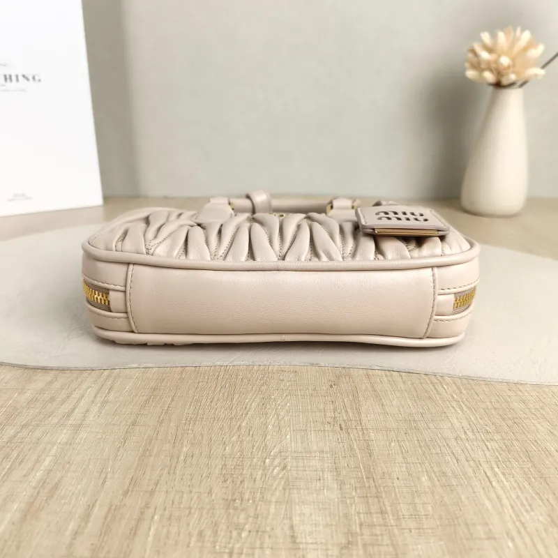 Miumiu Top Handle Bag Arcadie MatelasséCollection Edition Pink Lambskinmini19 × 5 × 10 cm — cover view 2 of 5