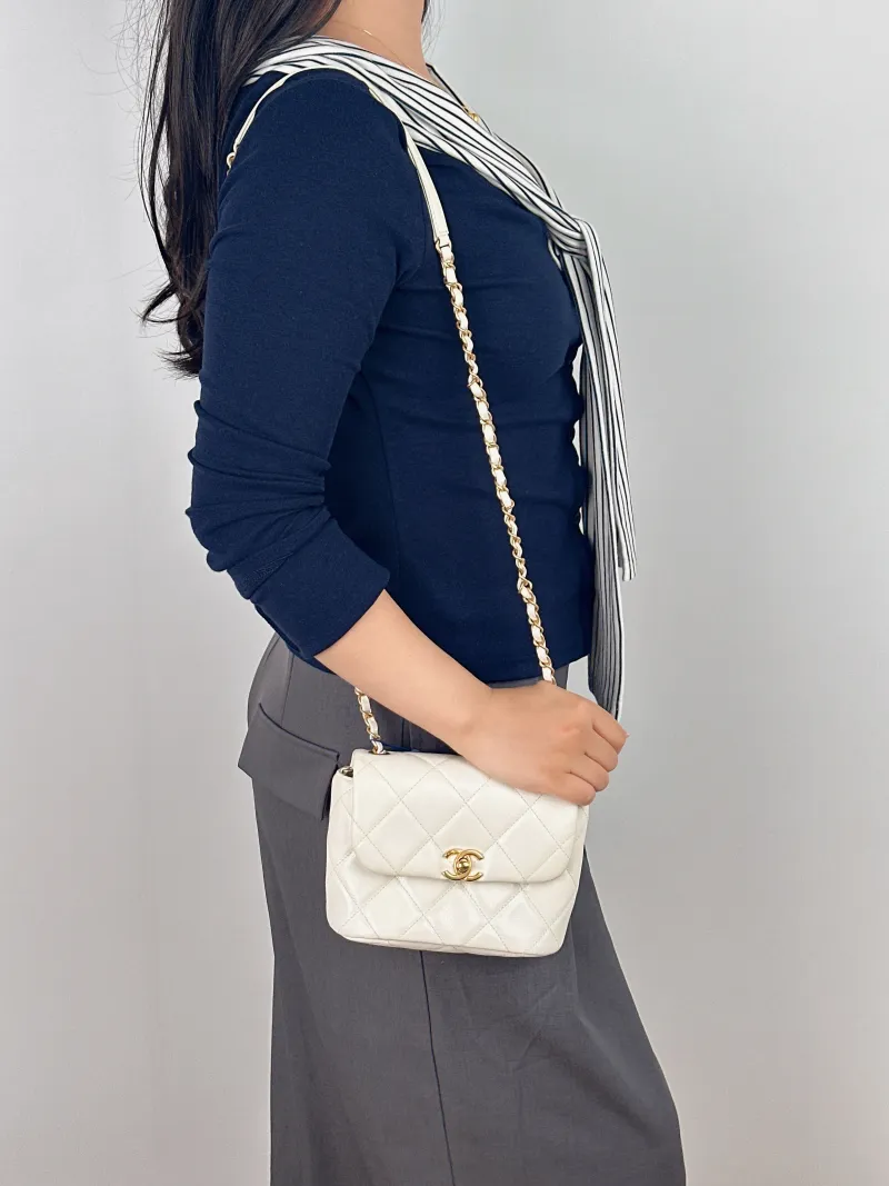 Chanel Crossbody Bag Edition White Calfskin One Size17 × 7 × 13 cm — on-model view 1 of 2