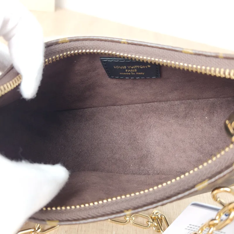 Louis Vuitton Shoulder Bag Catchy Monogram PVC Small 24 × 6 × 10 cm — detail view 4 of 11
